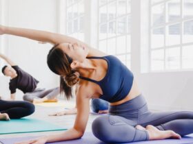 10 Basic Yoga Poses for Beginners